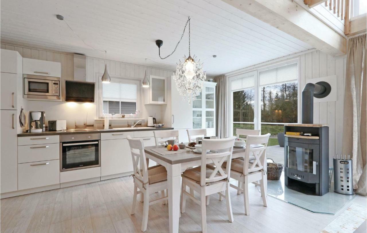 2 Bedroom Lovely Home In Zerpenschleuse Экстерьер фото